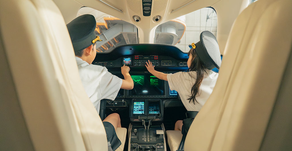 宿泊者限定！HondaJetコックピット体験 forキッズ