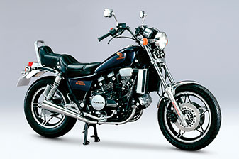 VF750 マグナ（1982年）