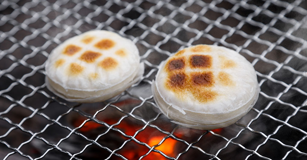 Experience Making Sweet Red Bean Soup over a Campfire