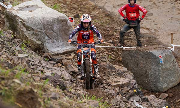 Thrilling excitement on the unstable rock course
