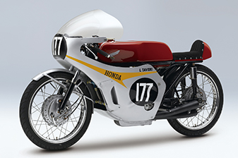 Honda RC149（1966年）125cc級 騎手路易吉·塔貝里 獲得製造商／騎手冠軍